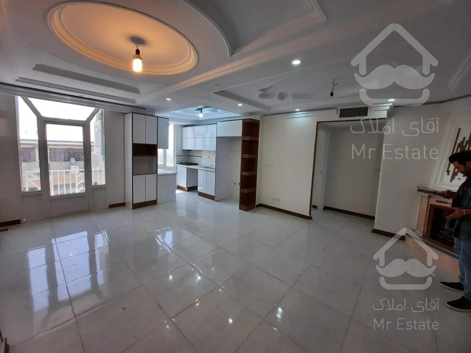 فروش اپارتمان ۶۸ متری دو خوابه در پونک شمالی