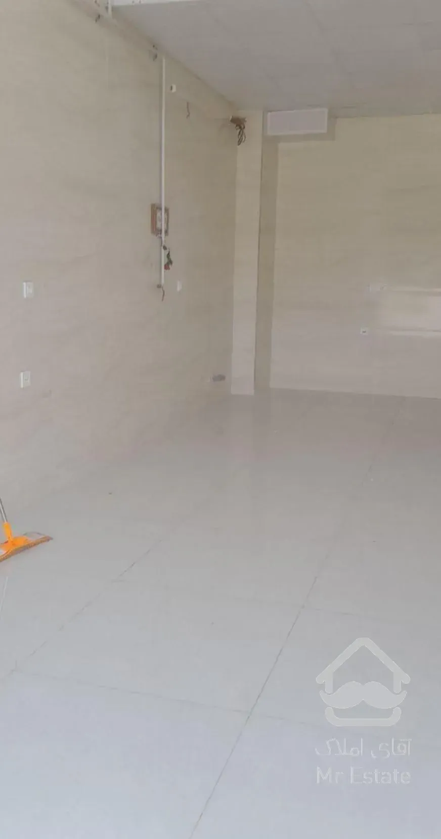 مغازه میدان مدرس