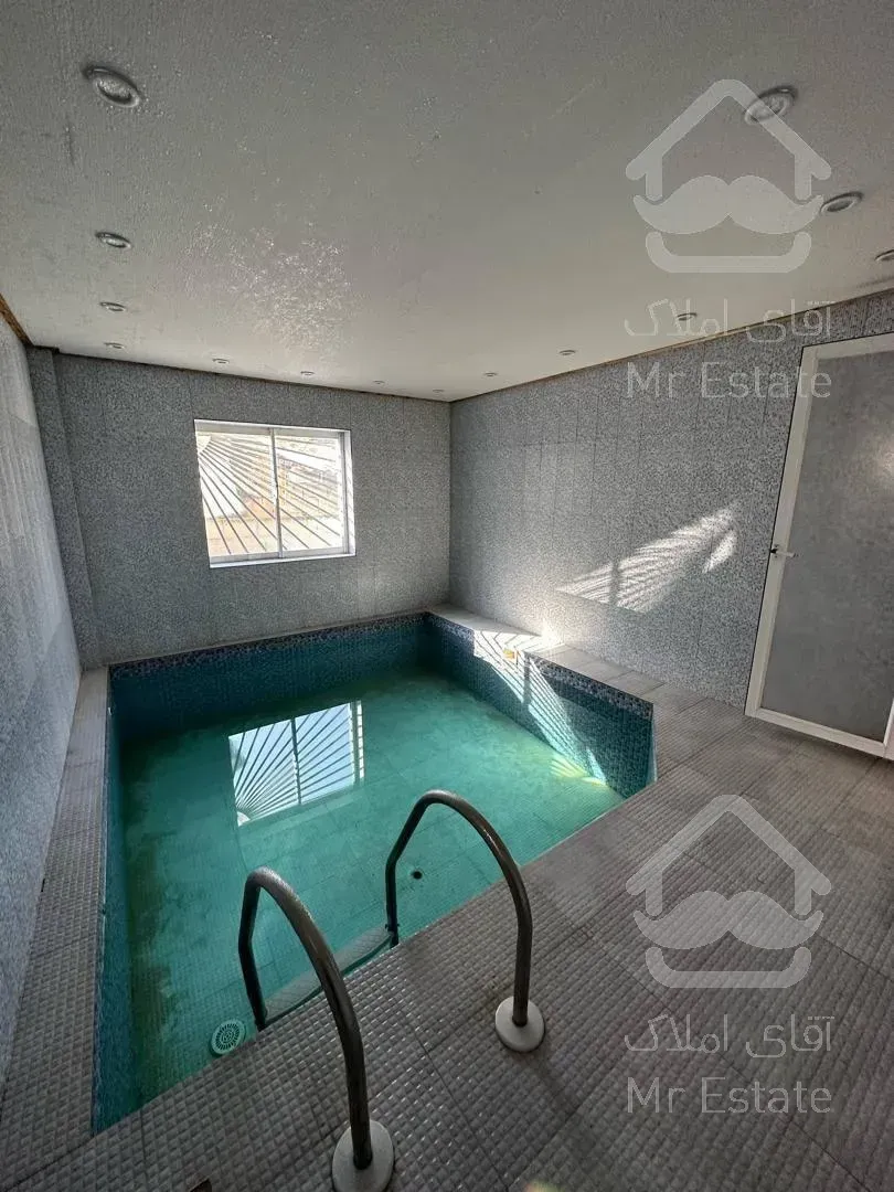 تریبلکس با استخر وروفگاردن ویو ابدی و دلباز