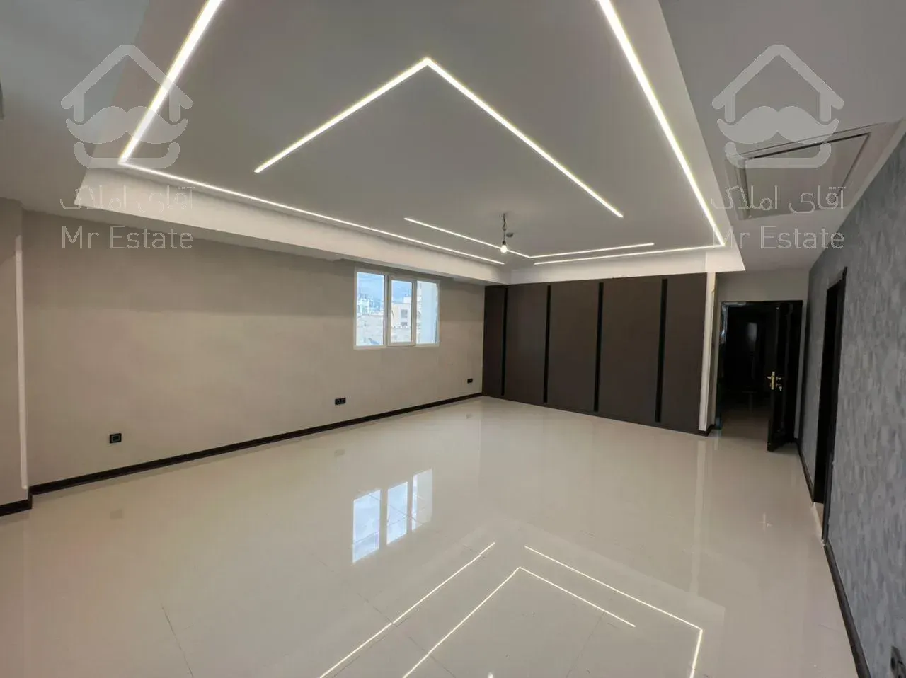 اجاره برج ۲۷۰ متری ویو۳۶۰ درجه مدرن لابی مجلل فول مشاعات