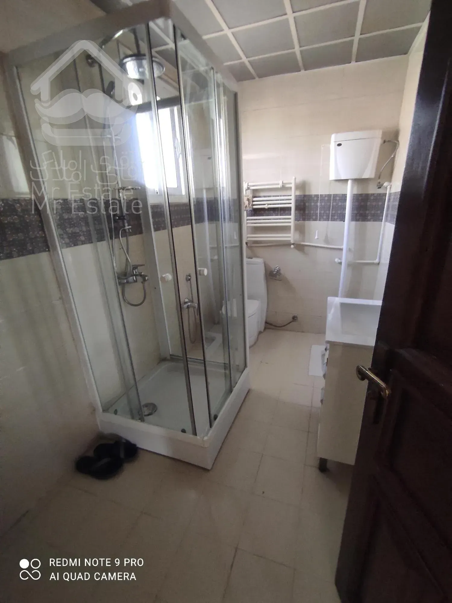 رهن ویلایی ۳۰۰ متر فول بازسازی شده شهرک غرب