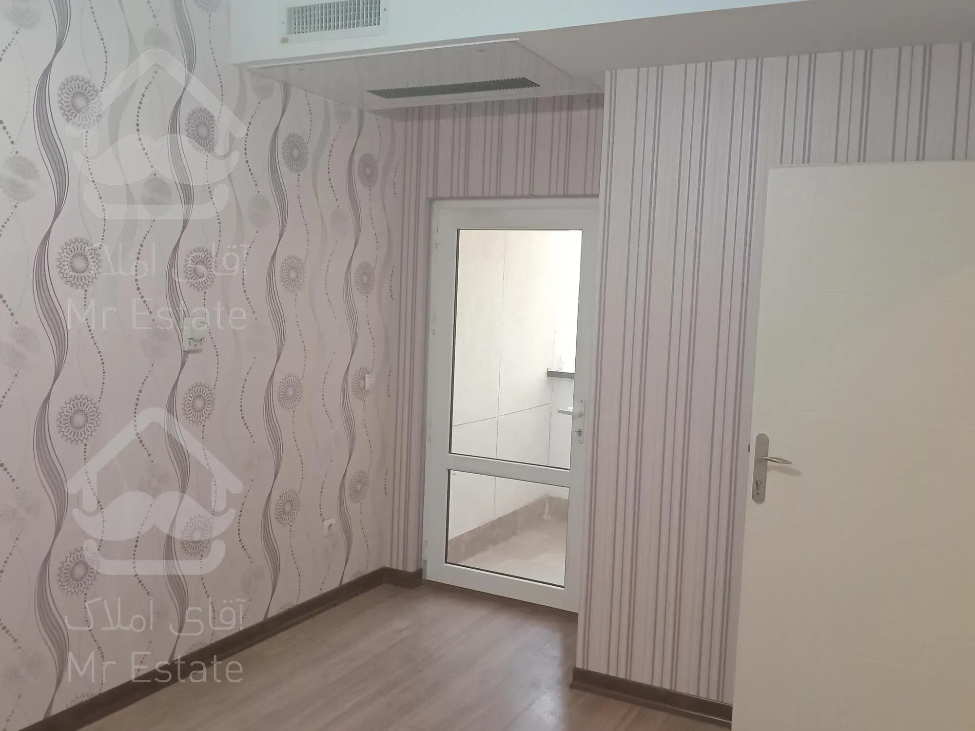 ۱۱۰ متر /۲خوابه/ برج مجلل آسمان/ دریاچه