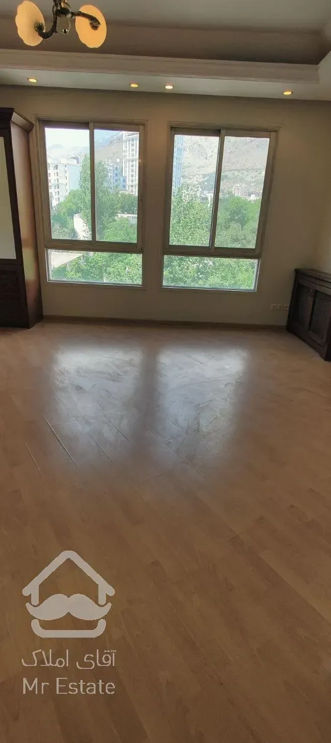 ۲۳۰ متر کامرانیه شمالی