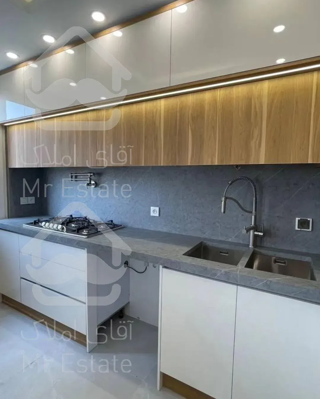 فروش واحد ۴۰ متری  چیتگربا ویو دریاچه