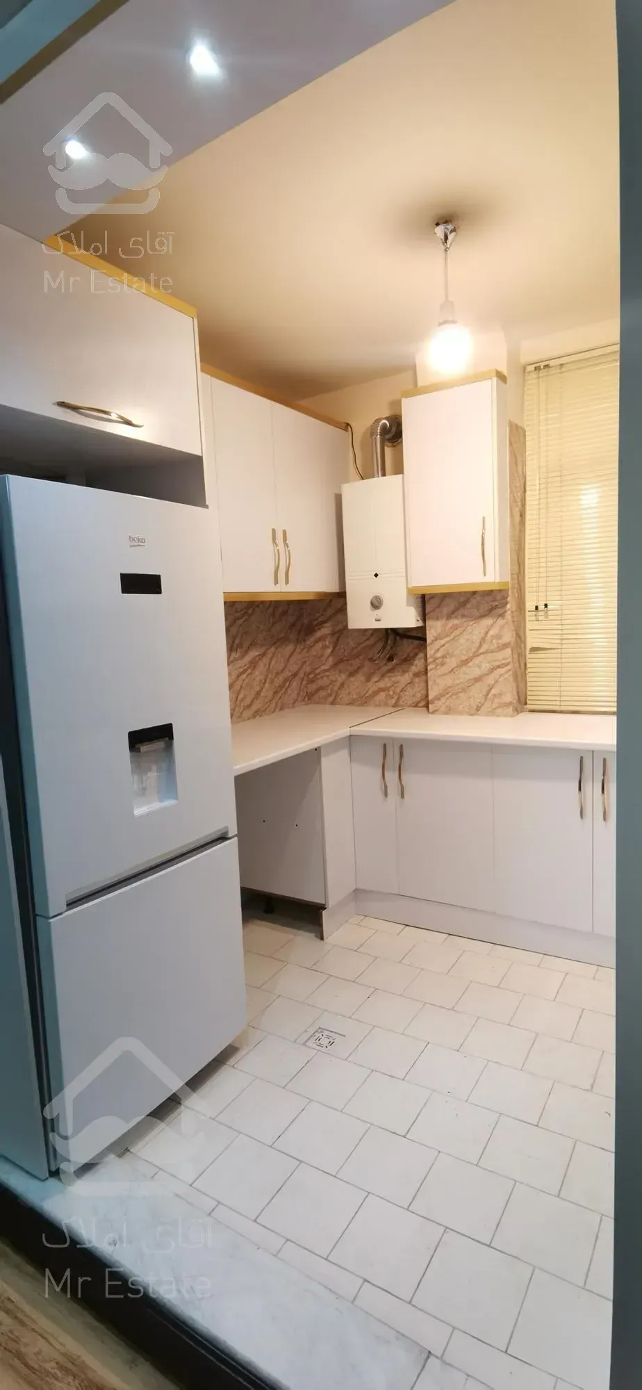 40 متری تک واحدی طبقه اول خوش نقشه