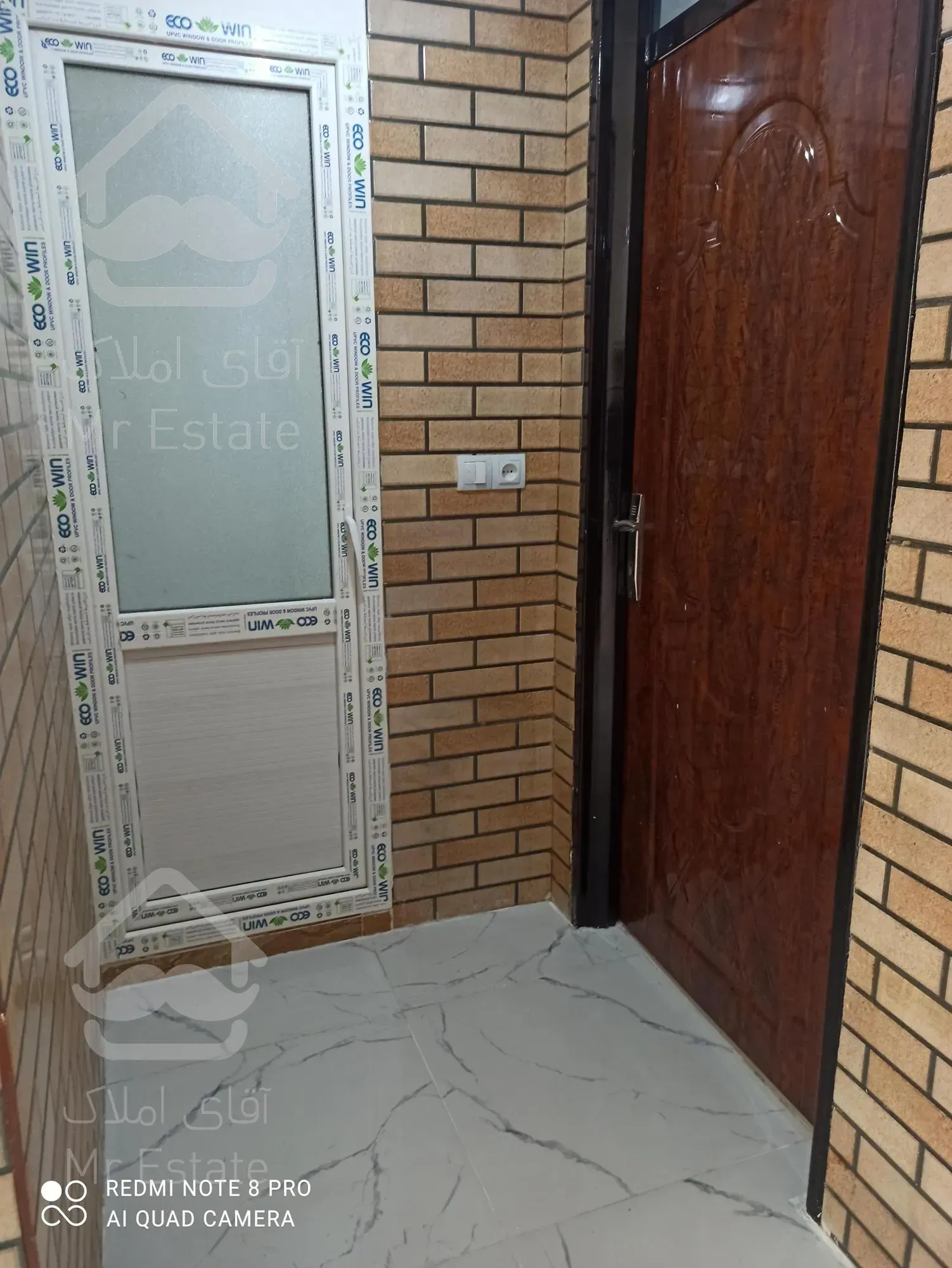 فروش منزل دو طبقه کلید نخورده شیراز - کرونی