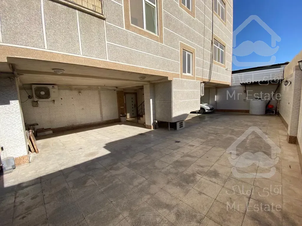 ۳ خواب مرکز شهر