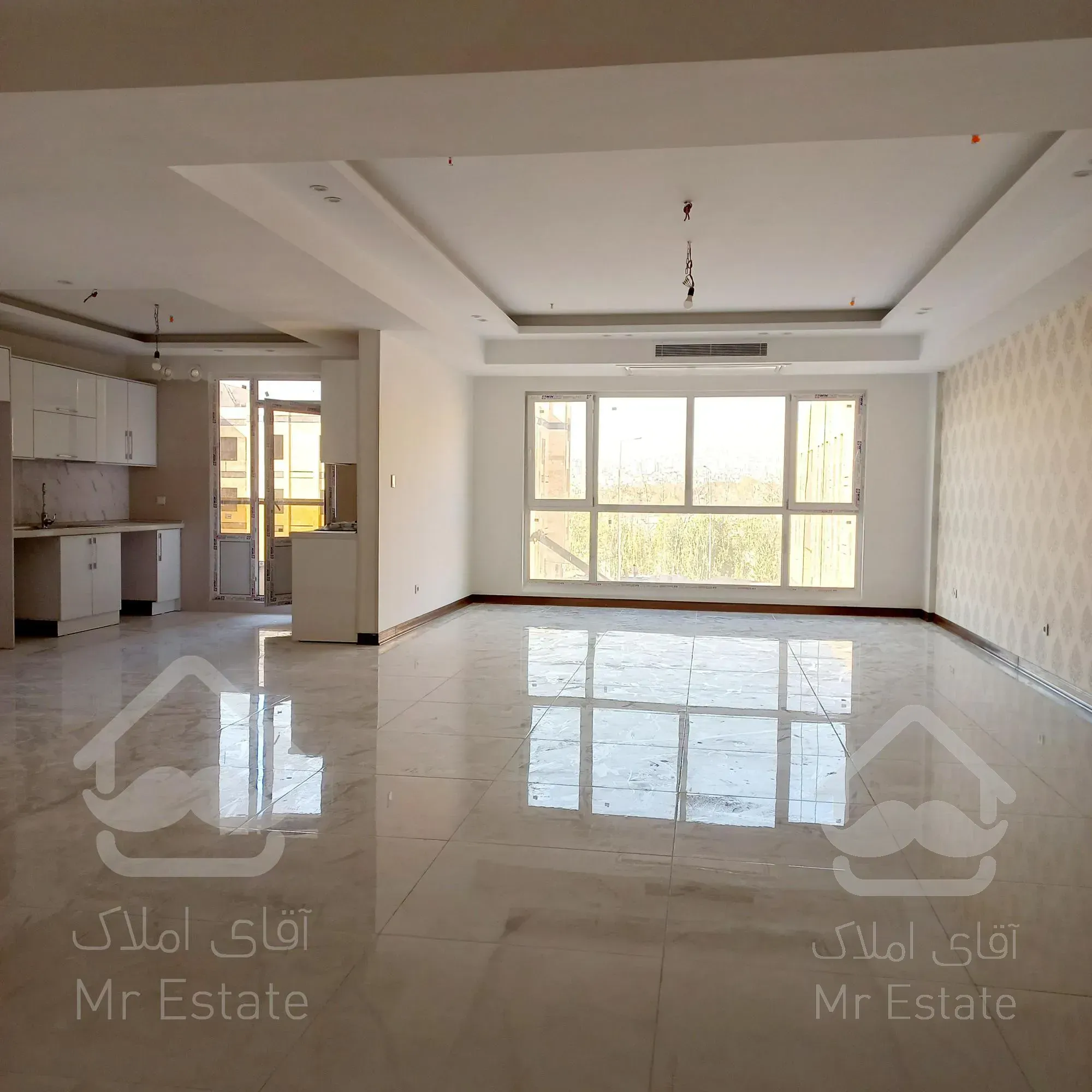 برج هوشمند منطقه/۱۴۸ متر، سالن پرده خور