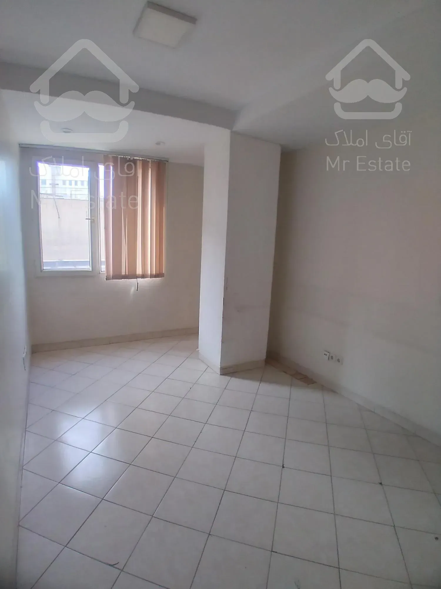 ۶۳ متر سند اداری میدان ونک