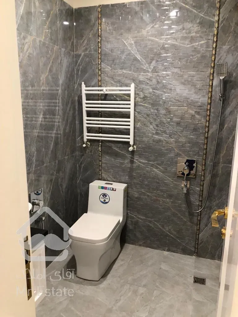 ۲۳۰متر نوساز