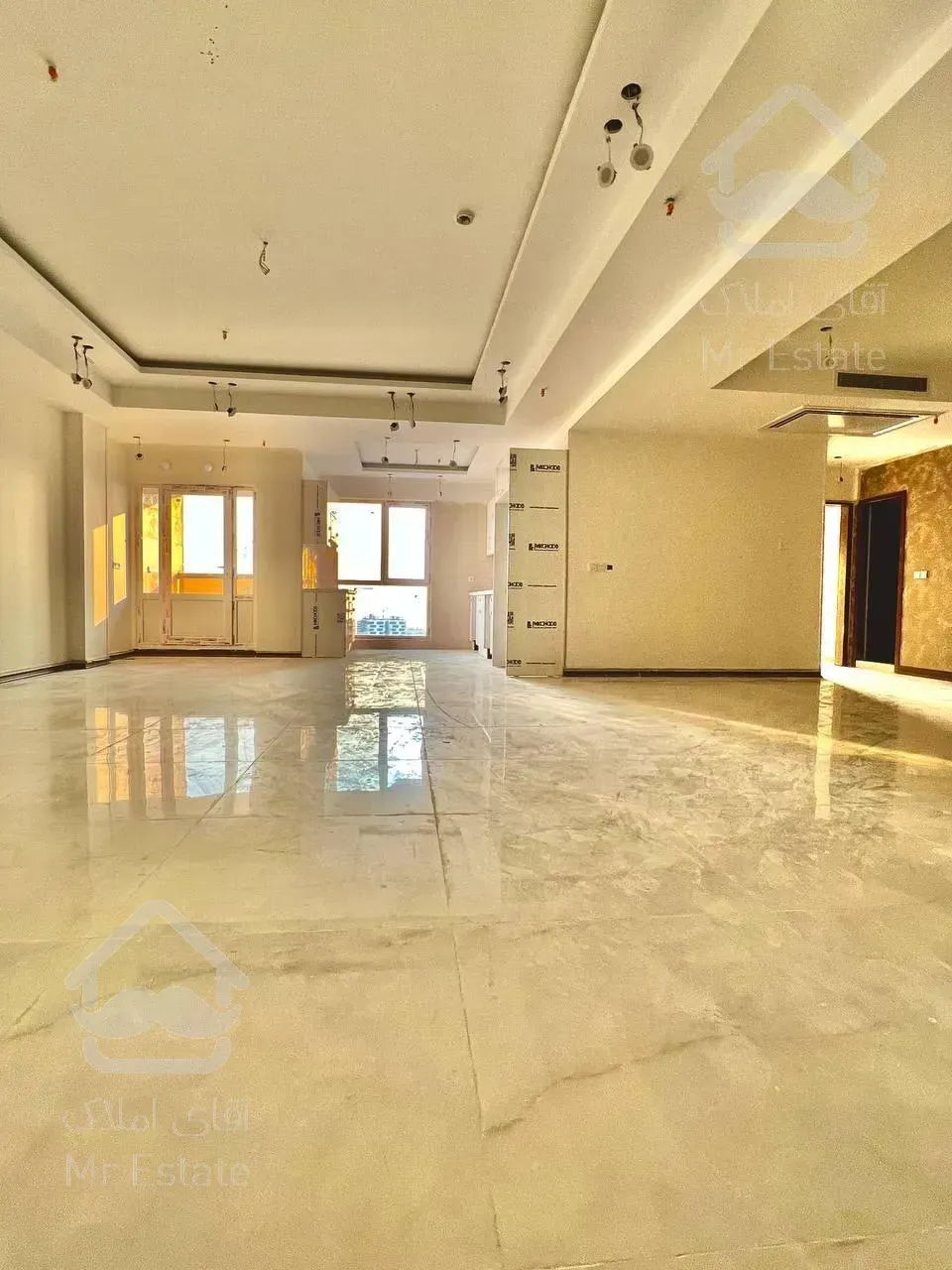 103متر. 2خواب . کاخ سفید پاسداران