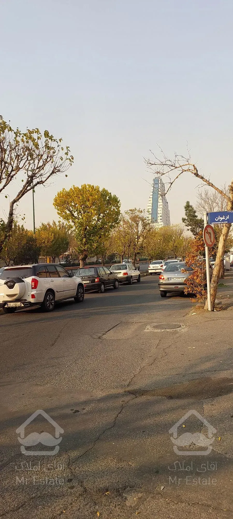 ۶۵۰ متر کلنگی بر اصلی اشرفی اصفهانی قابلیت تهاتر