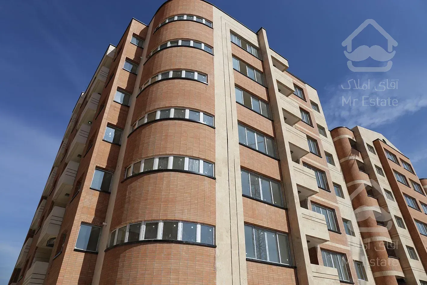 آپارتمان ۱۲۰ متری بصورت پیش فروش با اقساط بلند مدت