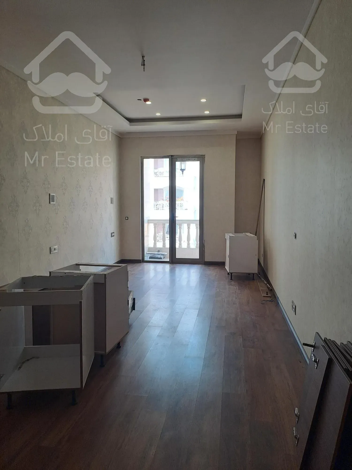 زعفرانیه ۵۵۰ متر تاپ لوکیشن آفتابگیر بی حد و مرز