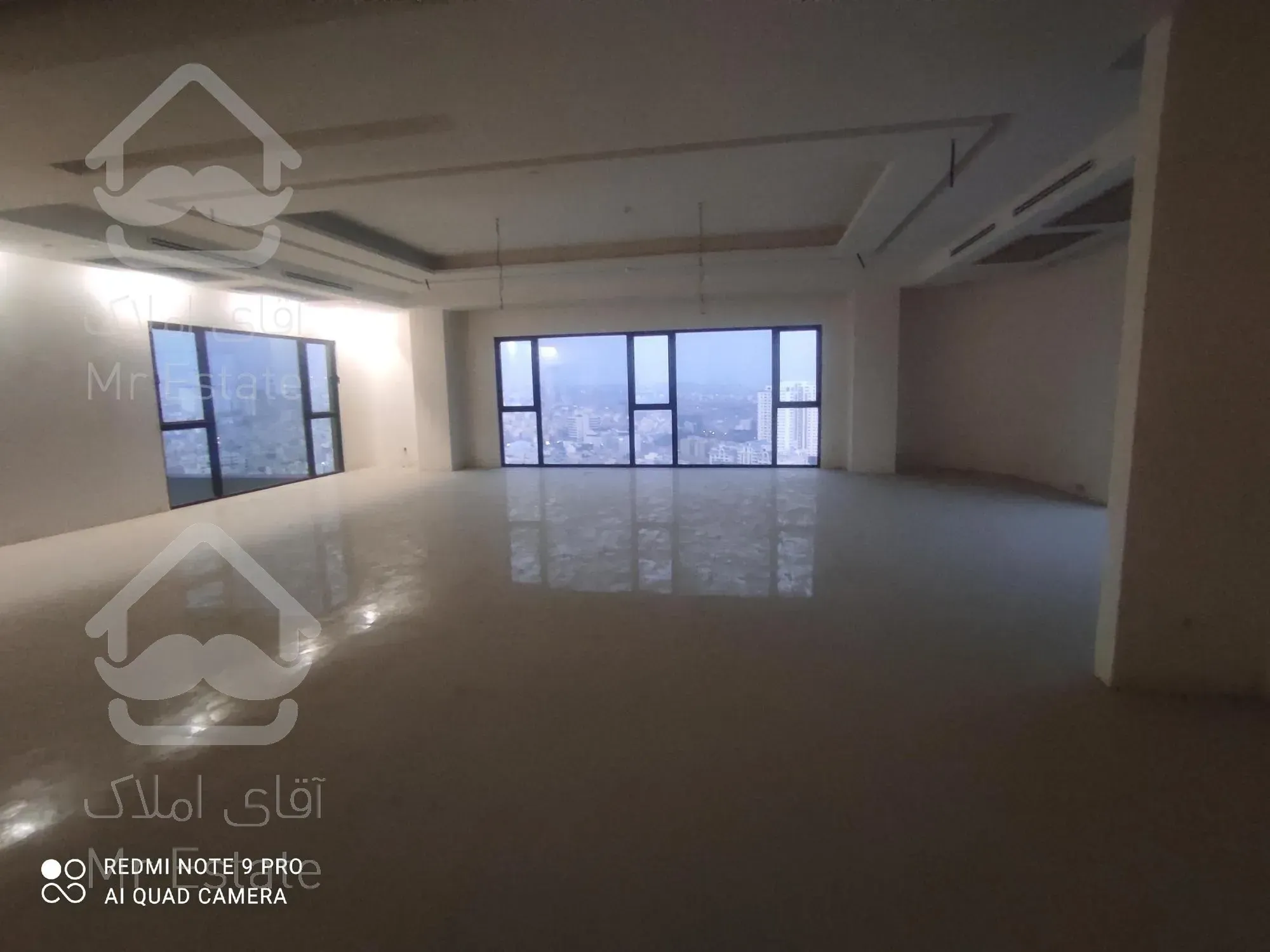 رهن ۱۲۰ متر آپارتمان موقعیت اداری سعادت آباد