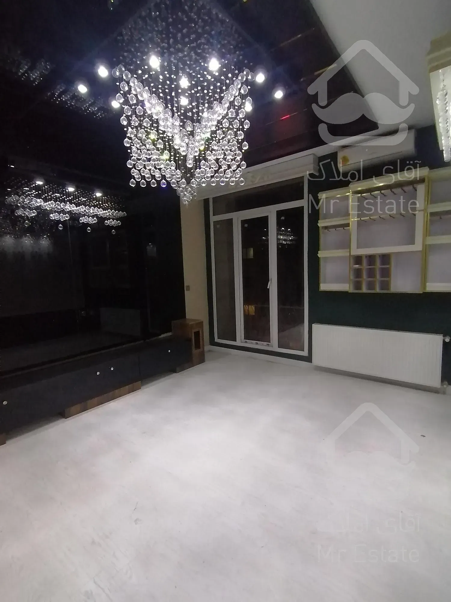 55 متر، فول امکانات، سازمان برنامه