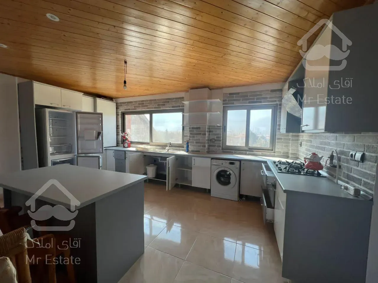 اپارتمان رهنی تک واحدی ویو دریا و جنگل