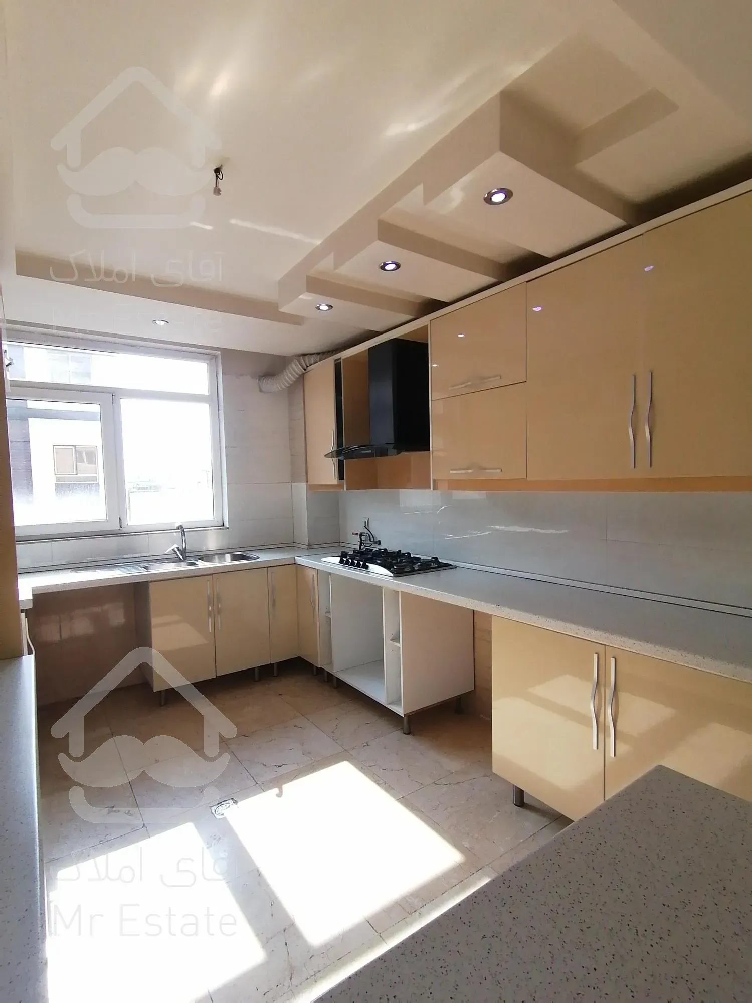 110 متر، فول امکانات، سازمان برنامه شمالی