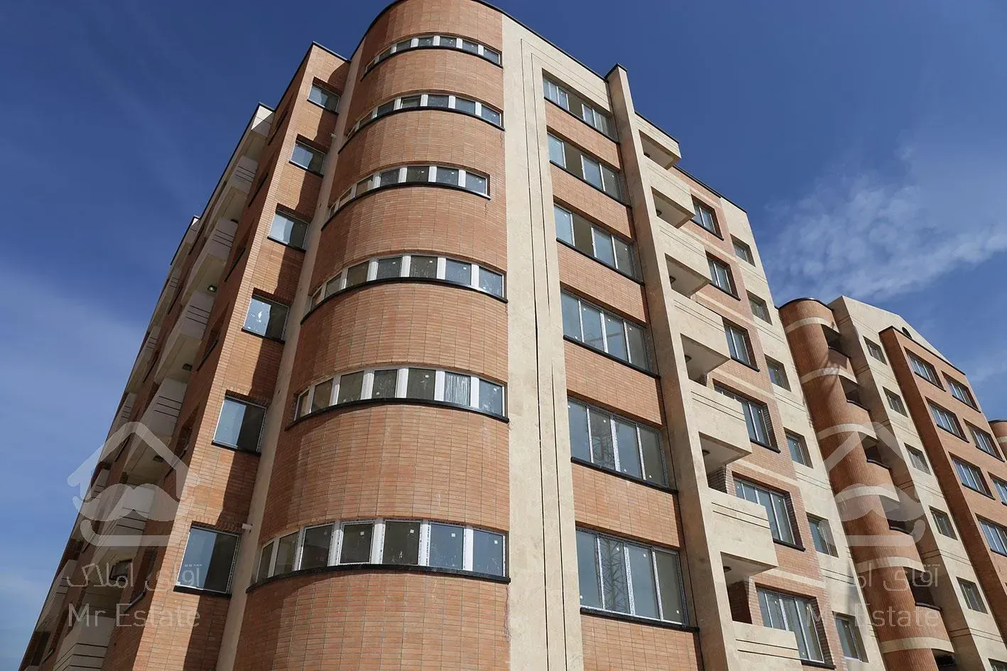 پیش فروش واحد ۱۲۰ متری با وام در بهترین منطقه چیتگر