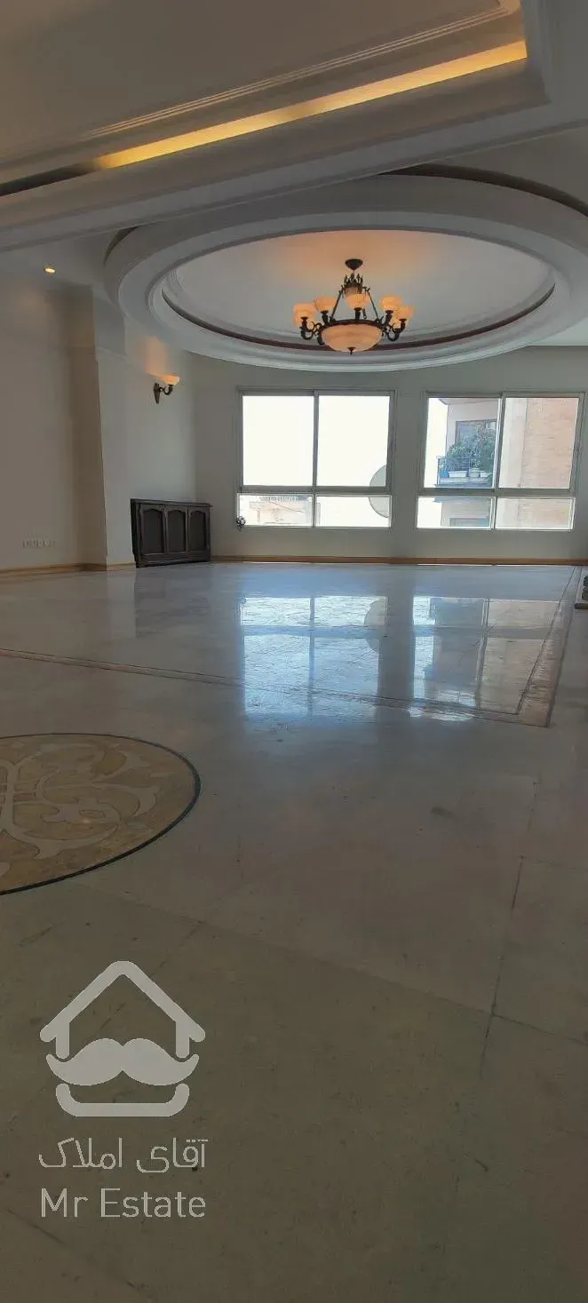 ۲۳۰ متر کامرانیه شمالی