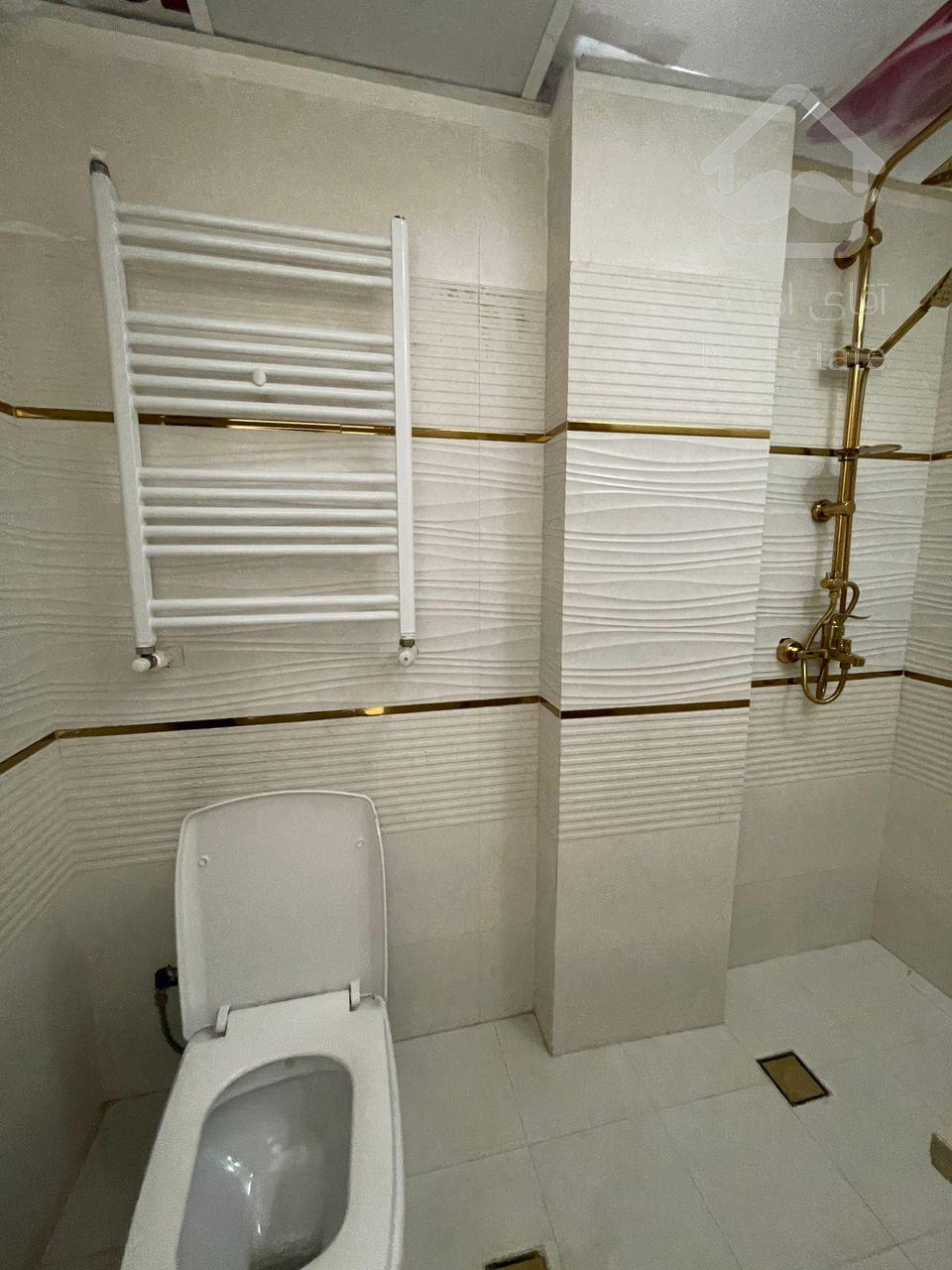 ۸۵ متر*فول امکانات*غرق در نور