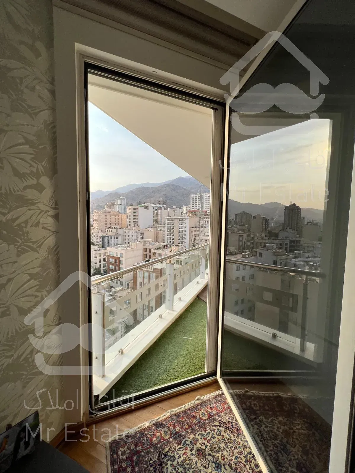 اجاره واحد ۳۲۰ در برج، فرمانیه