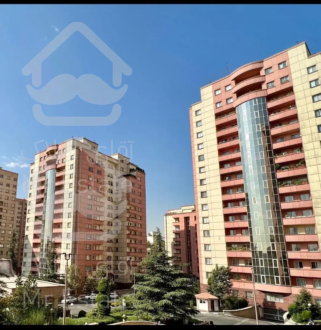 فروش آپارتمان ۱۵۲ متری در بلوار کاوه شمالی