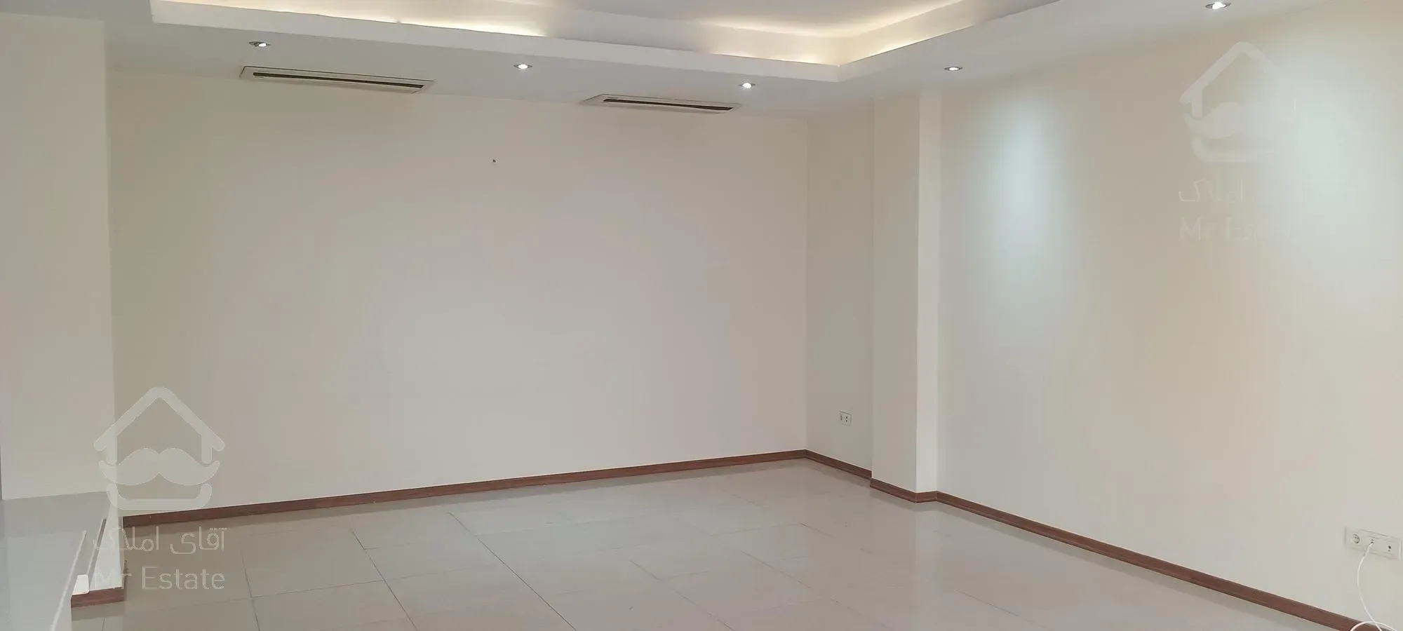 ۱۳۰ متر/ ۳ خوابه/دریاچه/رهن و اجاره فوری