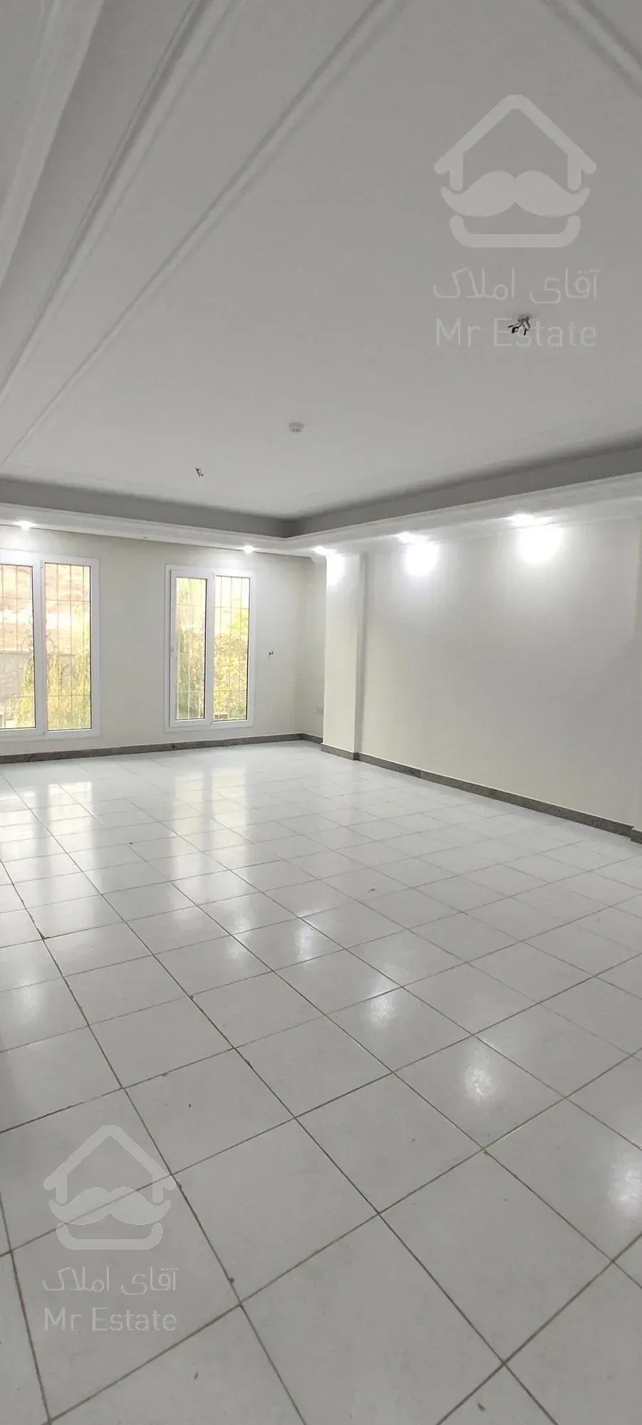 ۱۰۵متر ، ۲بالکن ، ویو دار سعادت آباد