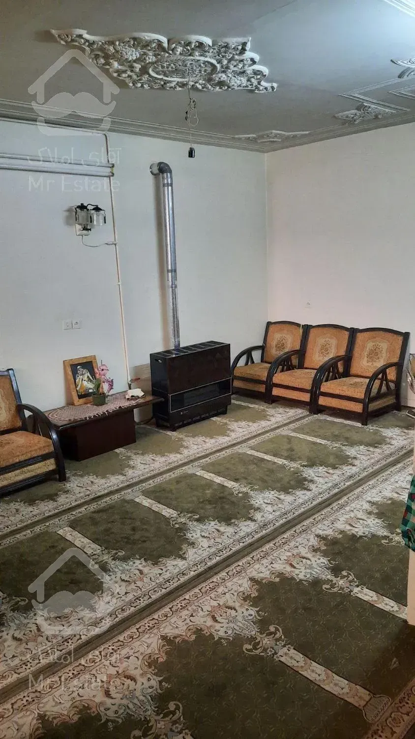 آپارتمان دوطبقه(استادشهریار)