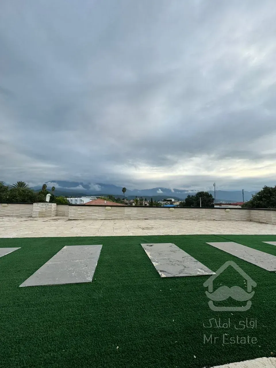 رهن و اجاره ویلا مدرن ۹۰۰متری لوکس استخردار رویان