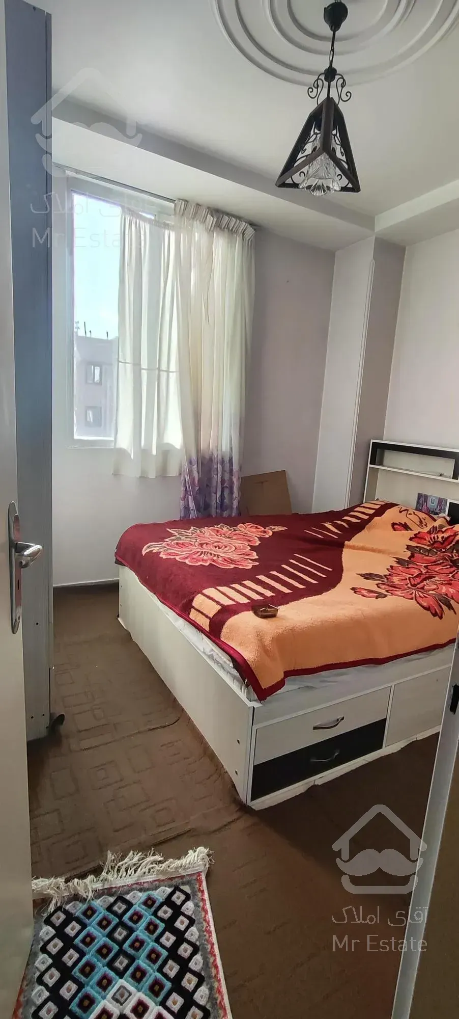 100متر دو خوابه با پارکینگ عروسک