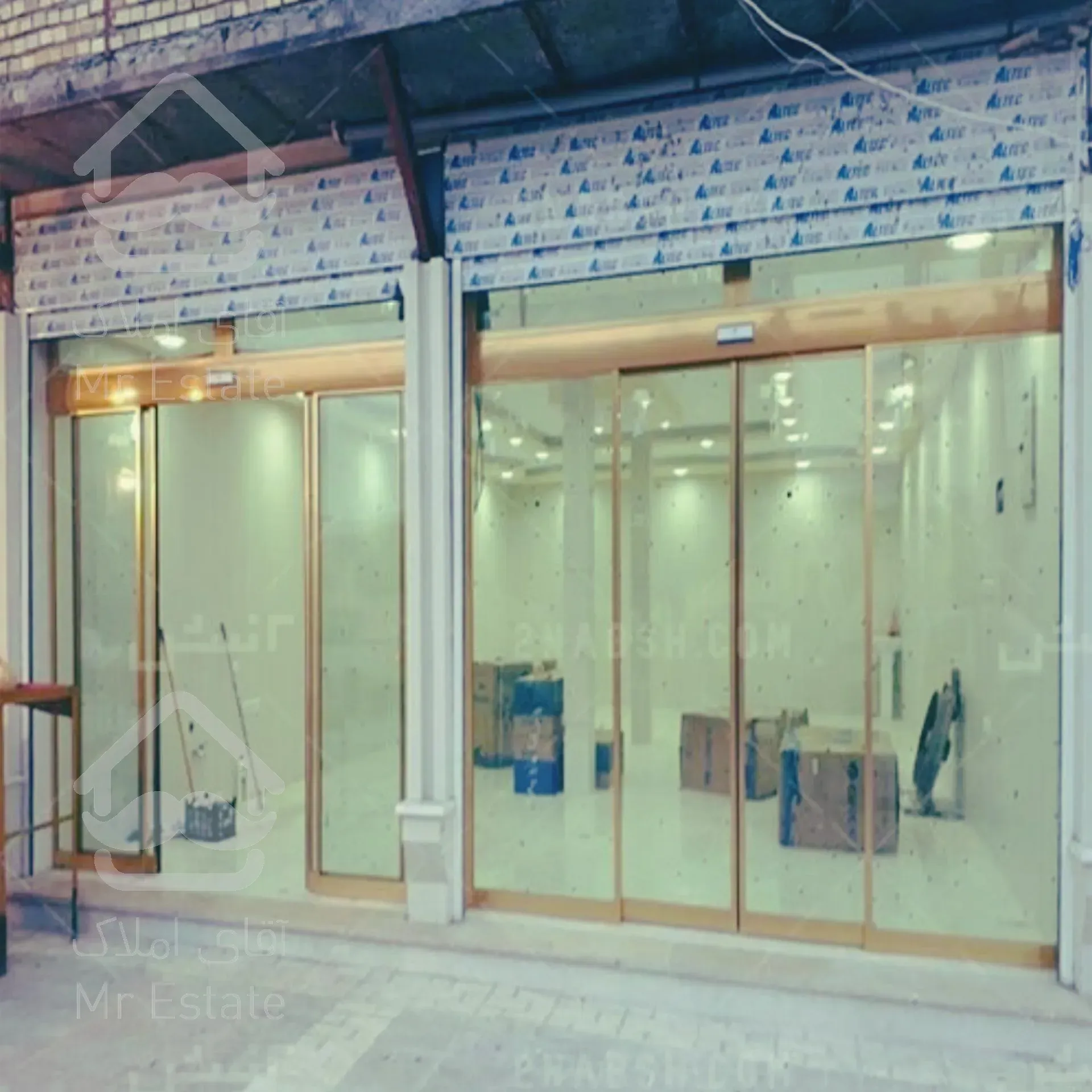 31متر تجاری . بر اصلی خیابان . پاخور عالی