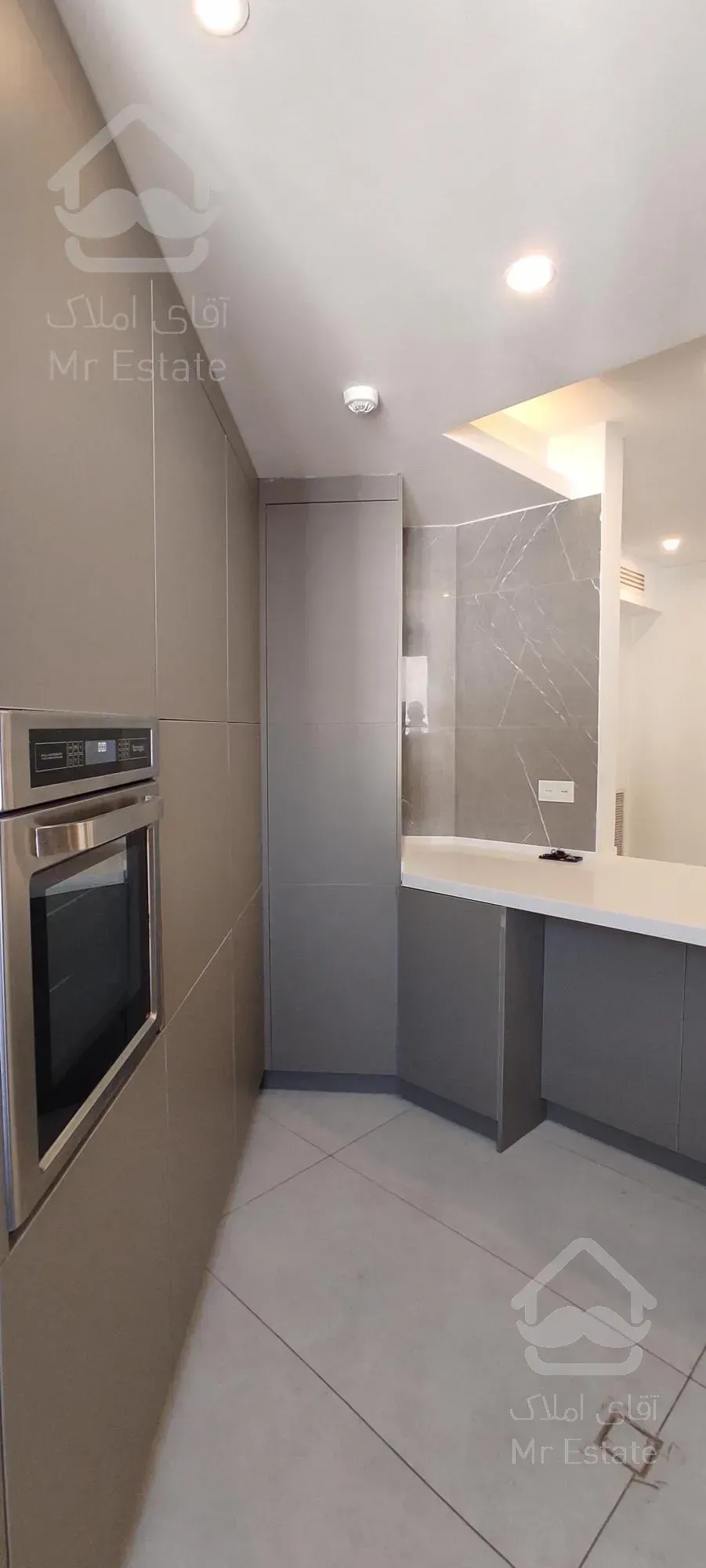 ۱۴۰متر ۳خوابه مدرنیته شده سعادت آباد