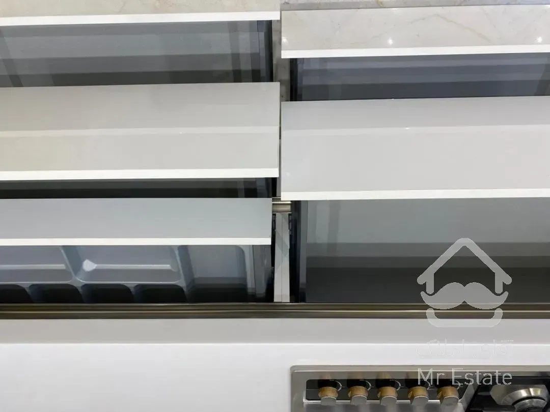 اجاره ویلائی ۳طبقه مستقل شهرک غرب