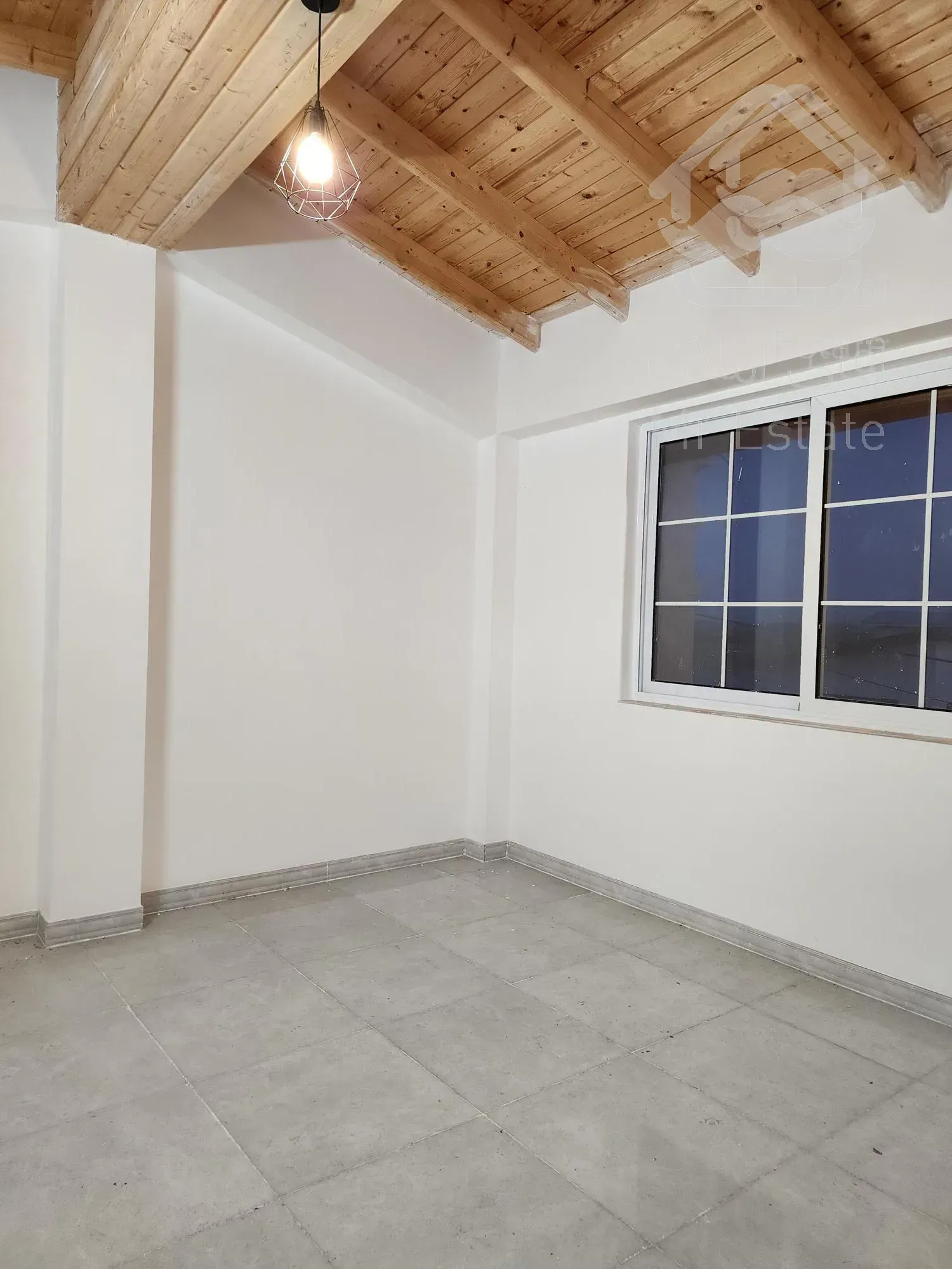 ویلای ۱۲۰ متری استخردار تک برگ سند لنگرود چاف