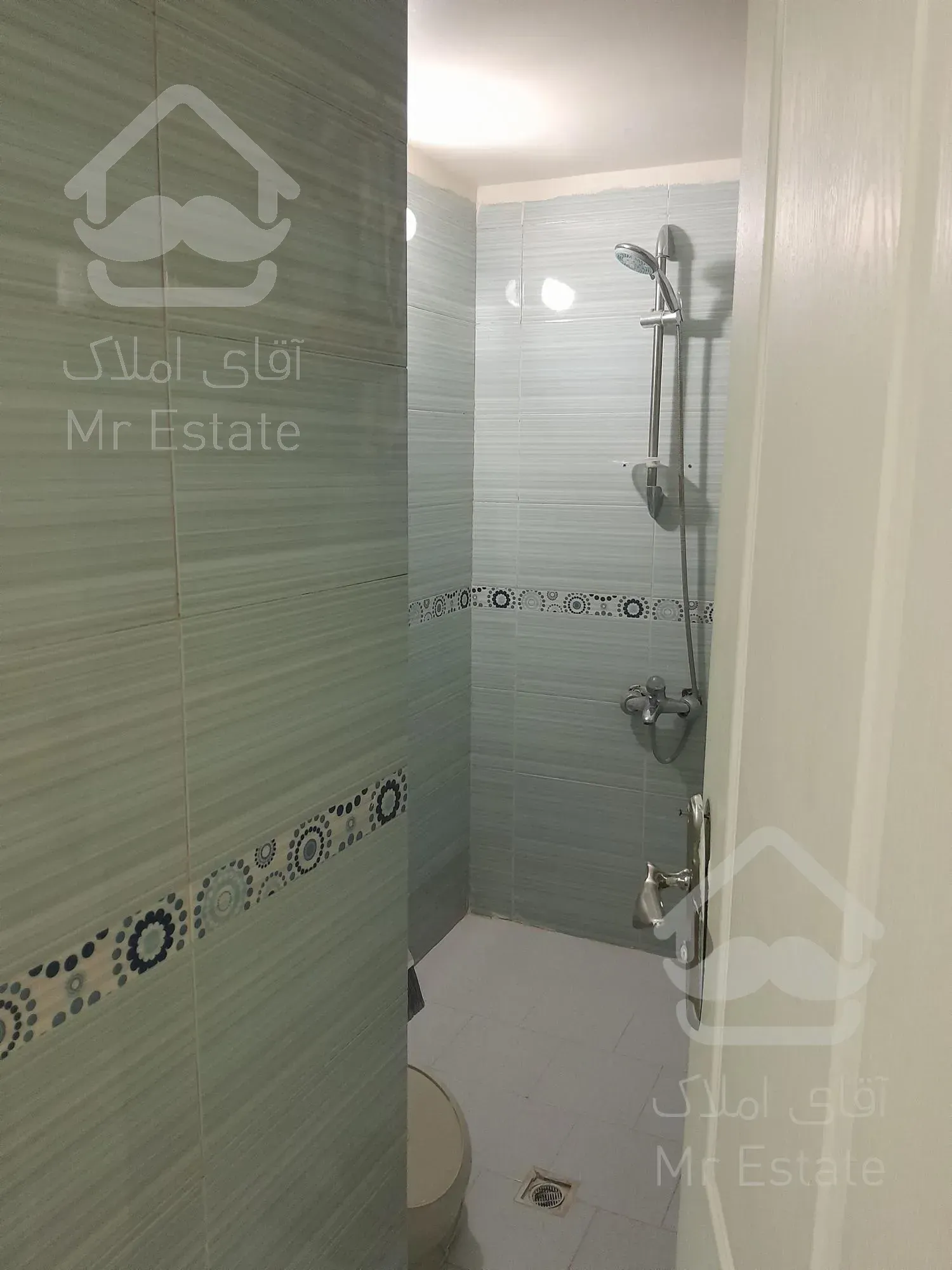 ۶۰متر /۲خواب/گذر پهن ۸متری