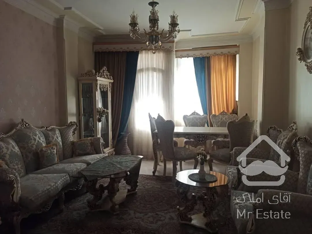 88متر دو خوابه با پارکینگ فول بازسازی