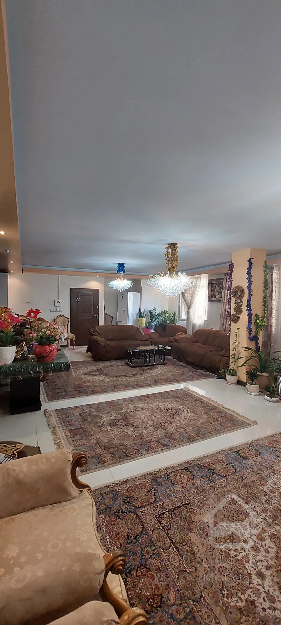 113 متر 2 خواب 10 واحدی / بدون مشابه/ اشرفی اصفهانی