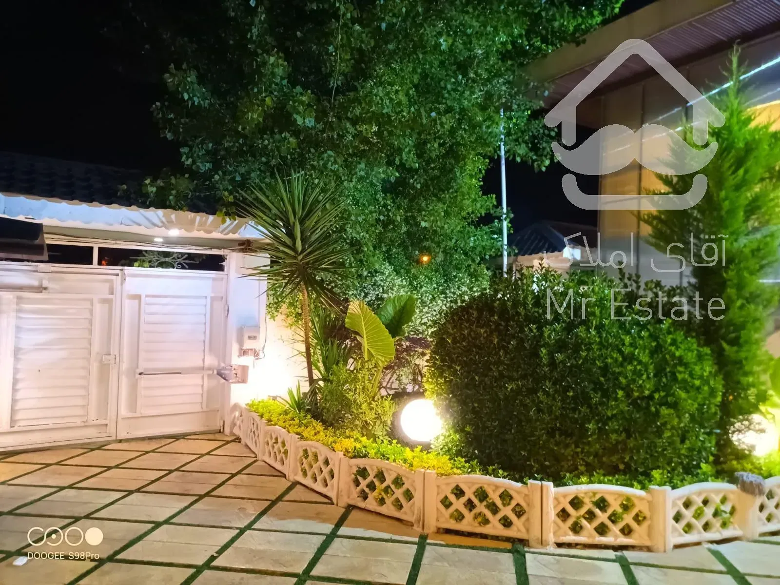 فروش ویلا دو طبقه استخر دار