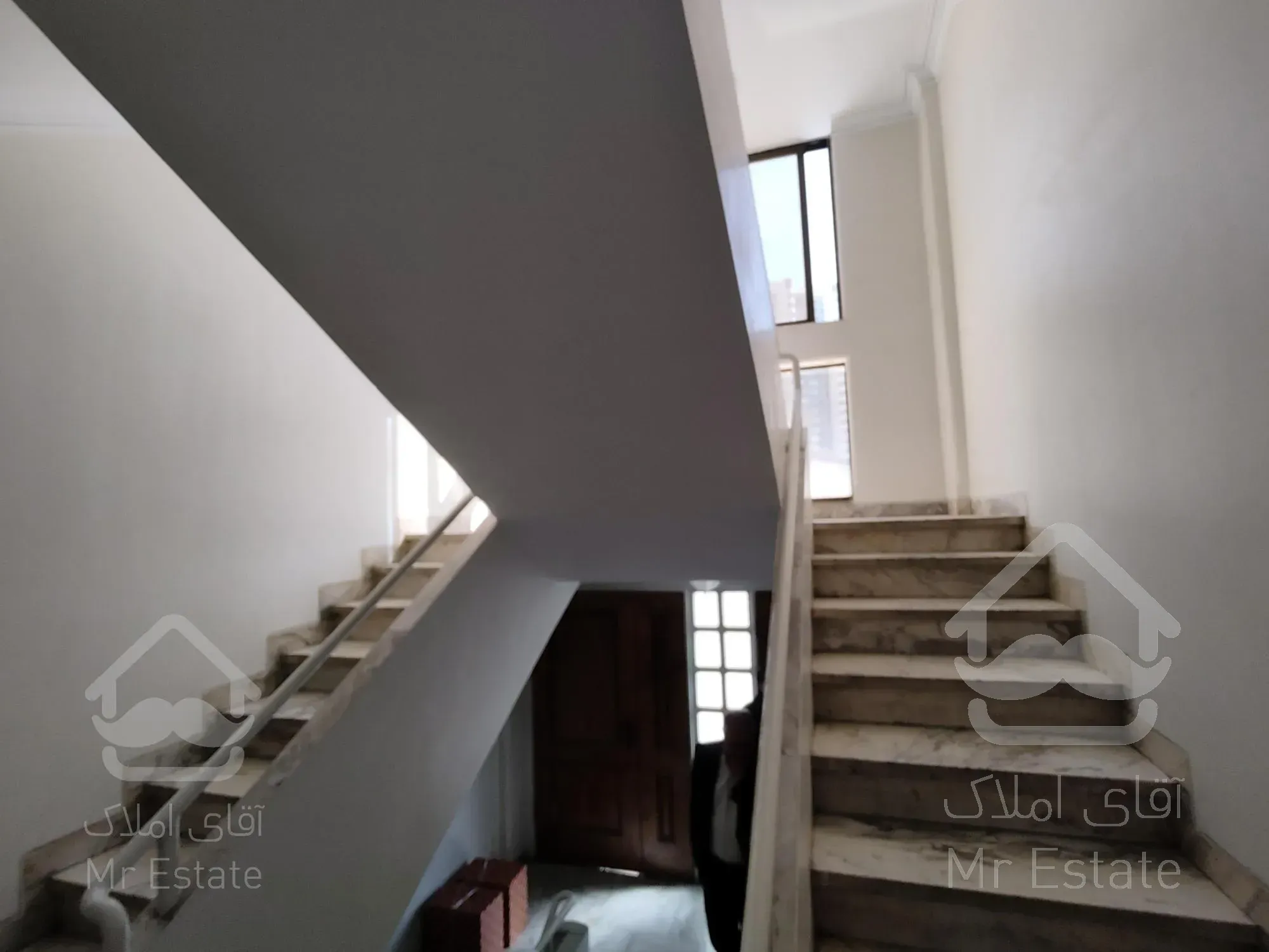 ویلا باغ ۱۵۰متر ۳خواب/یک از چهار/۳پارکینگ