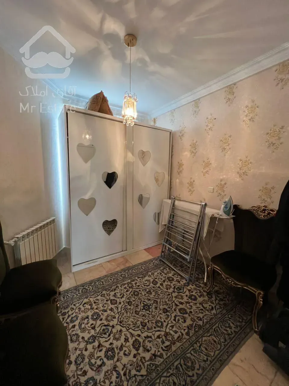 //آپارتمان92متری سالن پرده خوربدون هیچ پرتی//