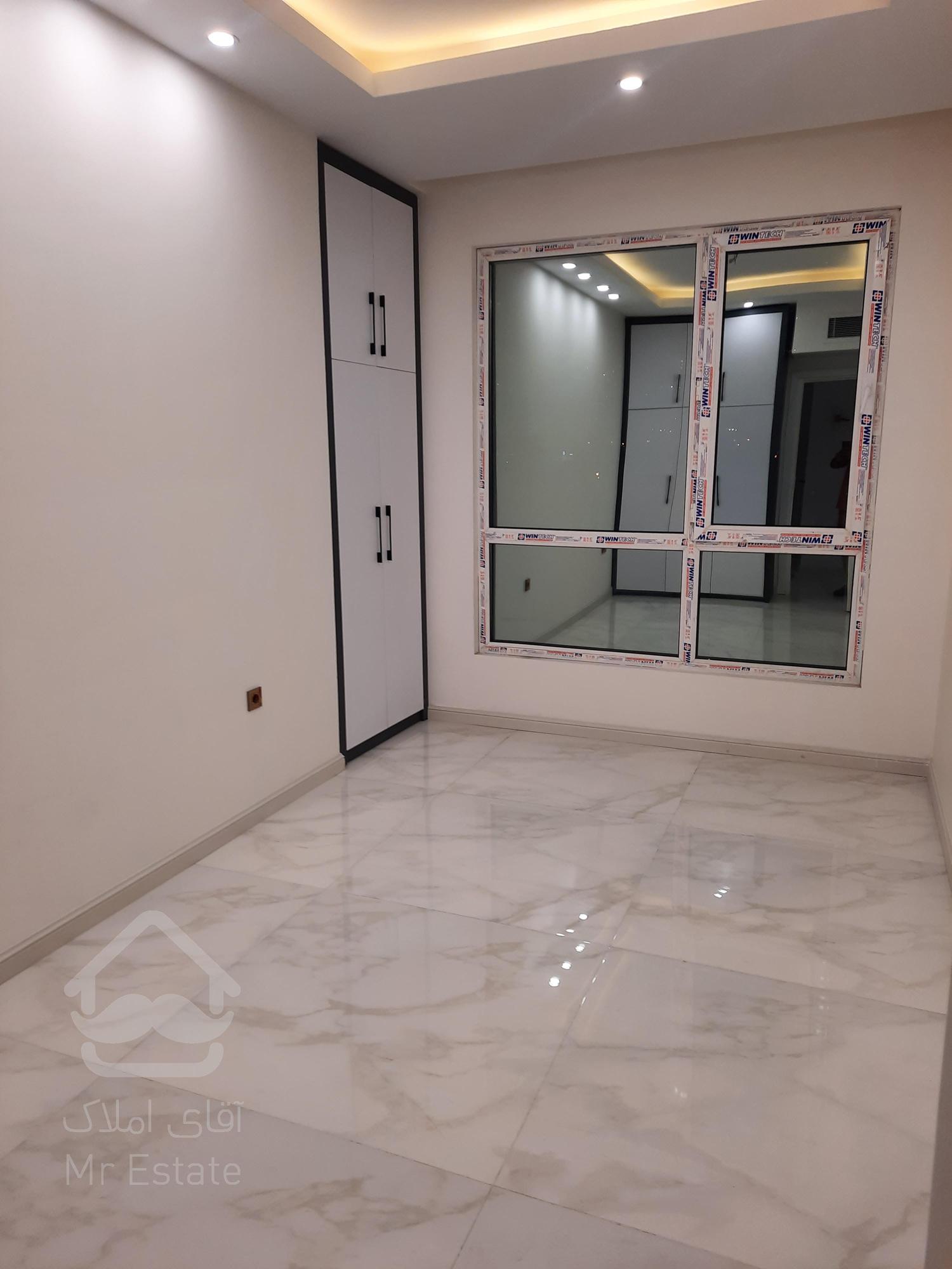 118متر/کردستان/آزادگان ۲پارکینگ