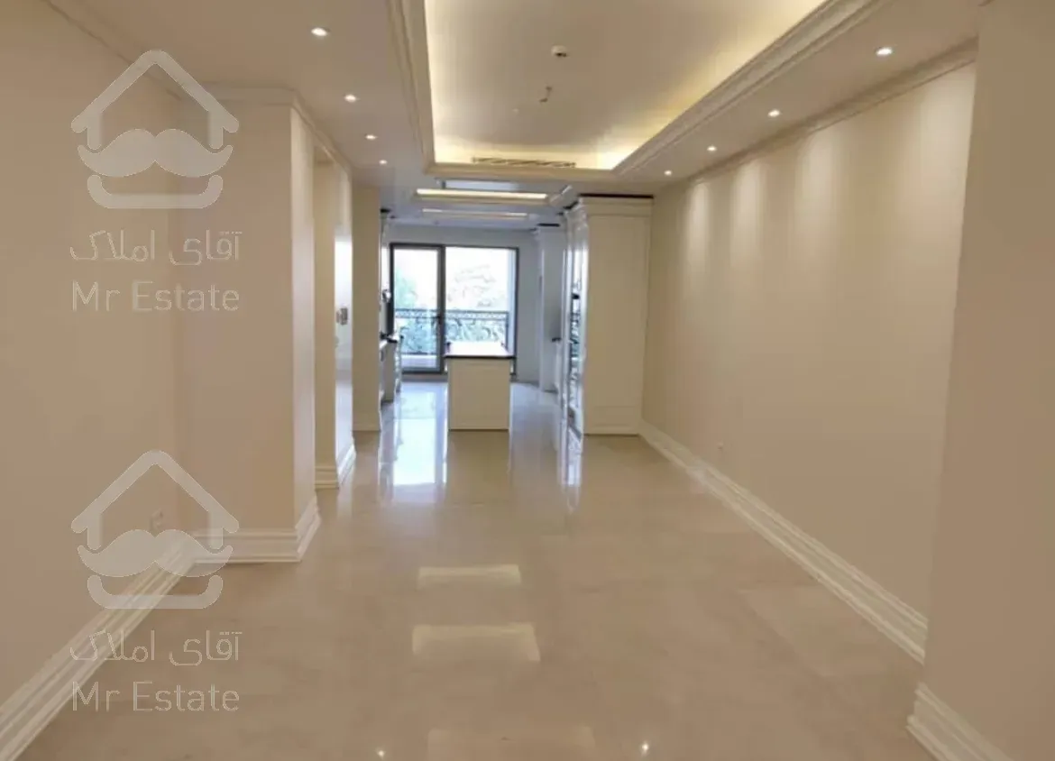 ۱۳۰متر اندرزگو فرعی دنج لابی مجلل