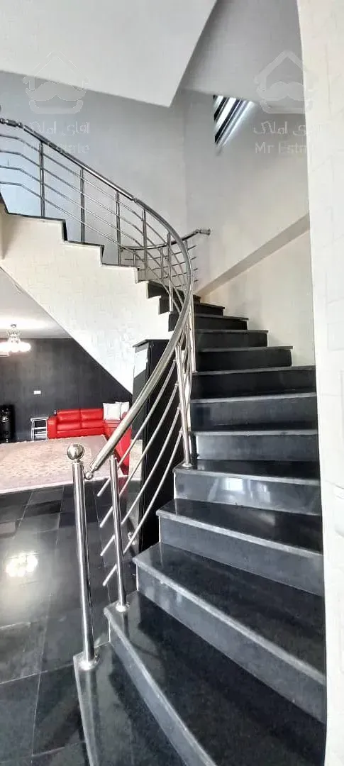 فروش ویلادوبکس استخردار ۱۵۵۰متر پردیس کرشت