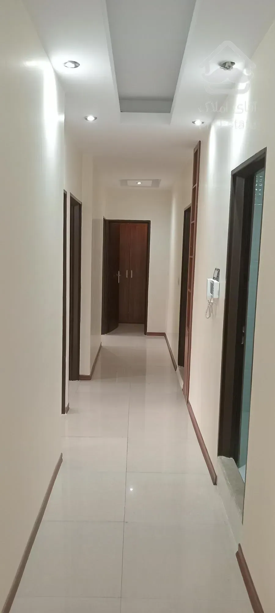 ۱۳۰ متر/ ۳ خوابه/دریاچه/رهن و اجاره فوری