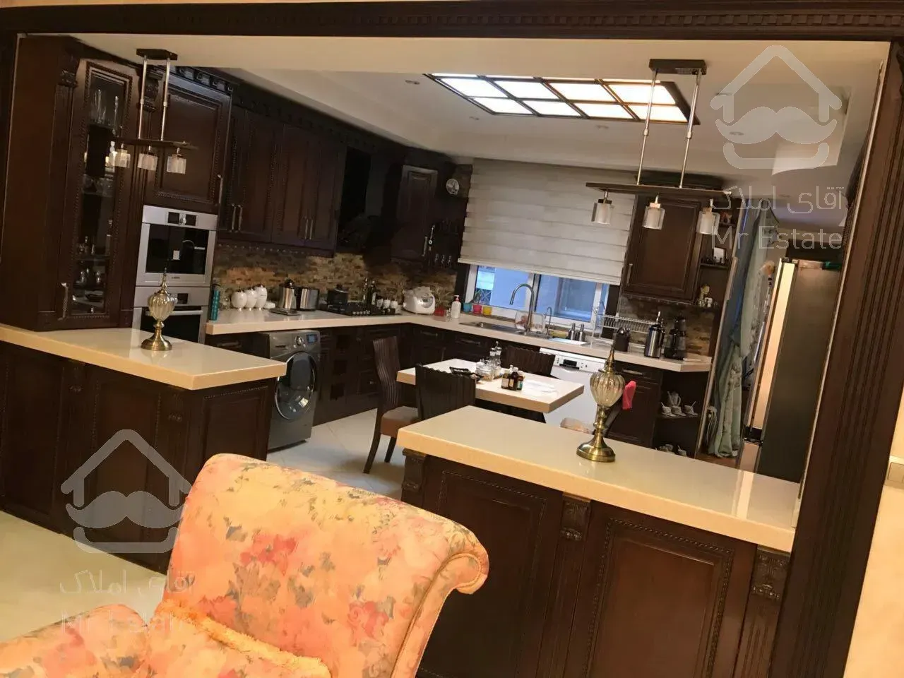 سعادت آباد بالای کاج ۲۵۰متر ۴خواب فول مشاعات