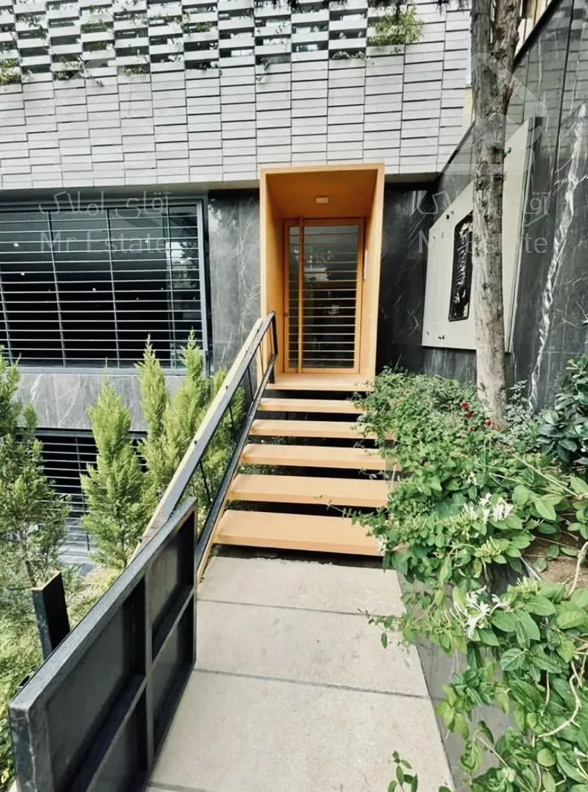 ۱۸۰متر نوساز کلیدنخورده مدرن بدون مشابه