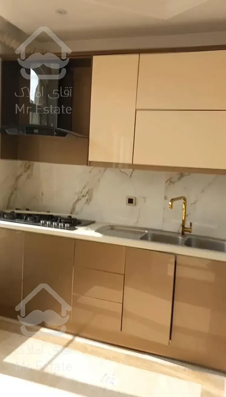 آپارتمان 81 متری « تراورتن » سرتا سر پنجره