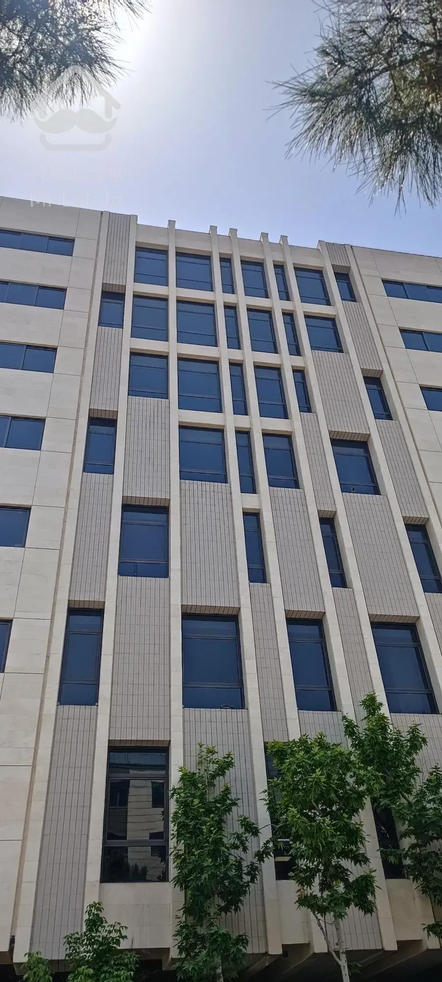 فروش موقعیت اداری ۱۴۵ متر میدان ونک